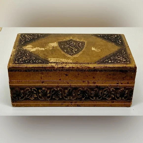 Mid Century Vintage Lion Crest Embosssed Embellished Leather Wood Jewelry Box